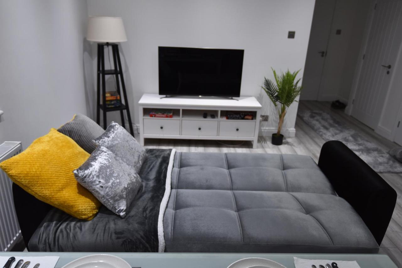 Cozy! 2-Bedroom Exclusive Apartment Near Bristol City Centre Easton Speedwell Sleeps Upto 6 Exterior photo