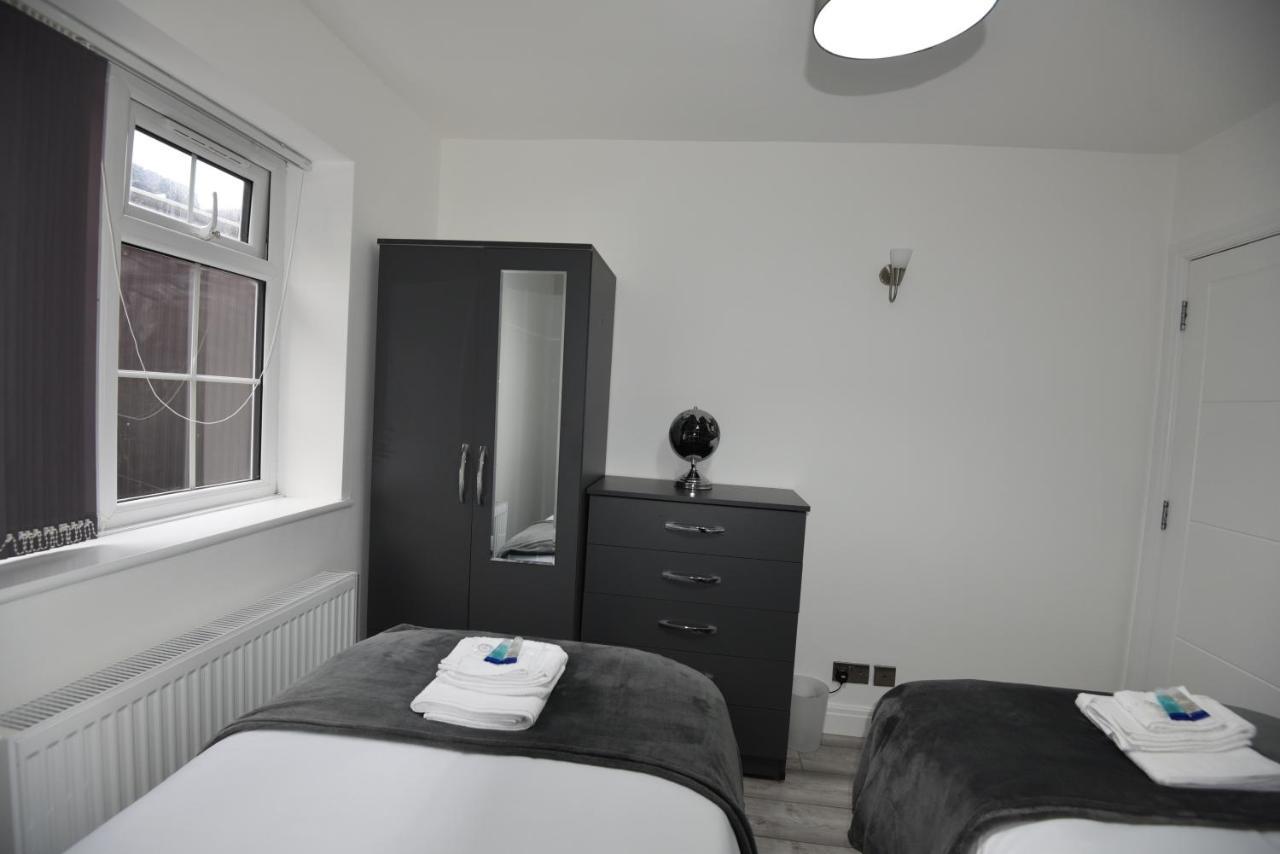 Cozy! 2-Bedroom Exclusive Apartment Near Bristol City Centre Easton Speedwell Sleeps Upto 6 Exterior photo